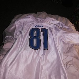 Lightly used short sleeved Detroit lions Jersey